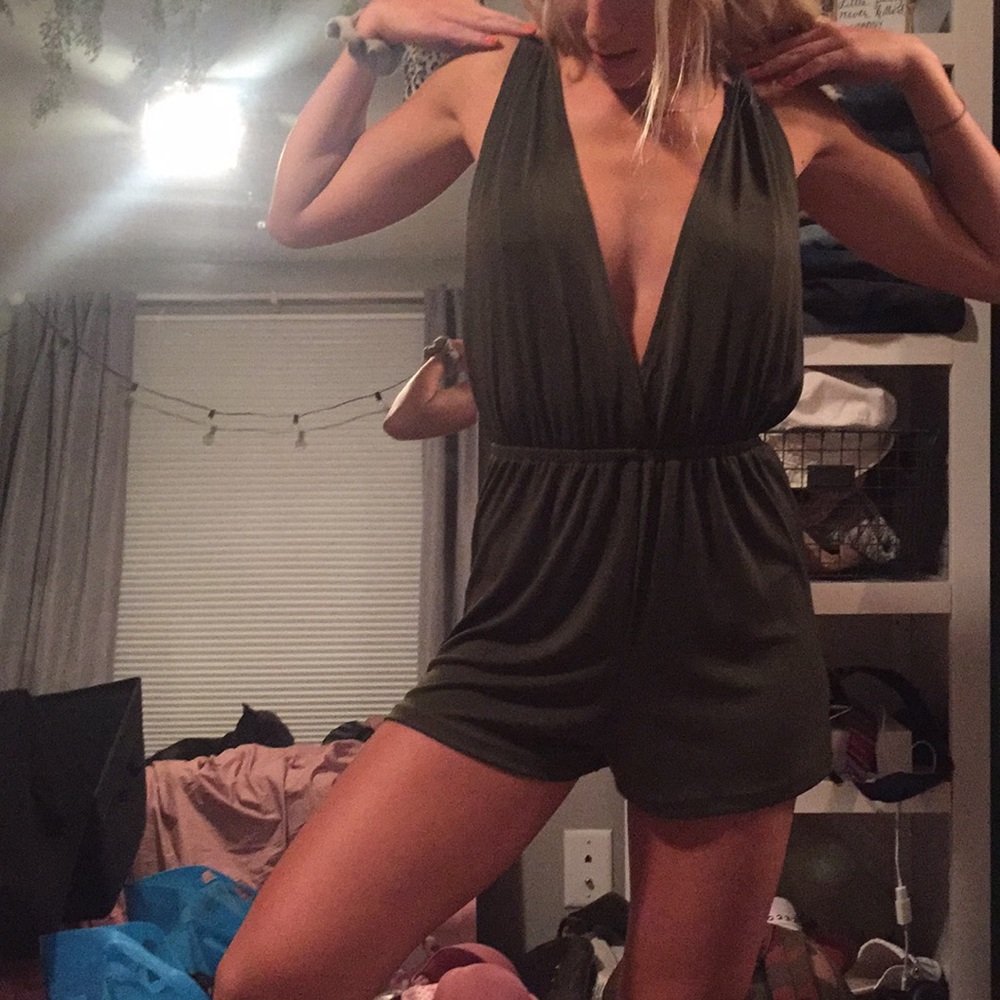 Romper - Picture 3 of 5